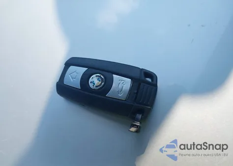 2011 BMW 328I xDrive из США, поврежденный, VIN WBAPK5C51BF124207